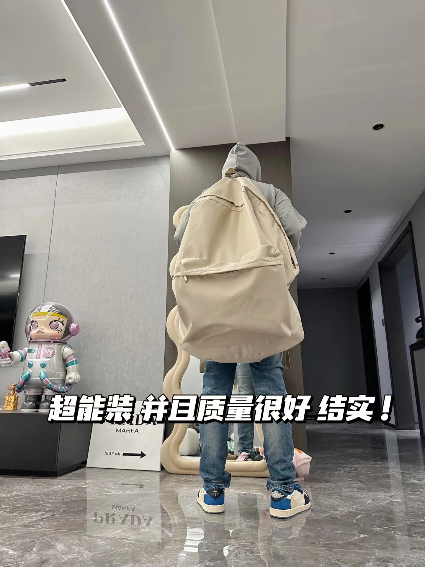 Extra-large school bag, oversized backpack, commuter backpack, college students, office workers, high school students, large cap