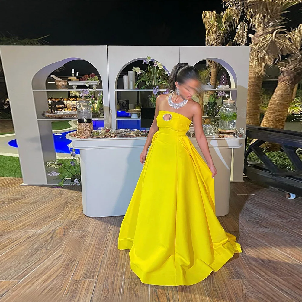 

MOLISA Customized Sexy Strapless Yellow Prom Dressess Sleeveless Satin Special Occasion Evening Gown Aline Wedding Party Gown