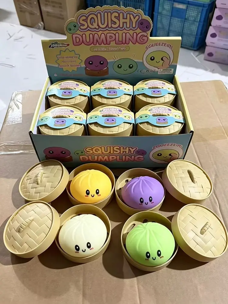 Niedliches Cartoon-Brötchen Squishy Spielzeug mit Mini-Bambus-Dampfgarer-Box, langsam aufsteigende Dumpling-Squishies, mehrfarbiges Mystery-Quetschspielzeug