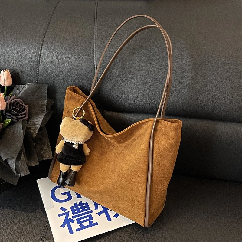 

Women's Casual Retro Large Capacity 2026 New Suede Commuter Crossbody Bag College Student Outing Tote Bag