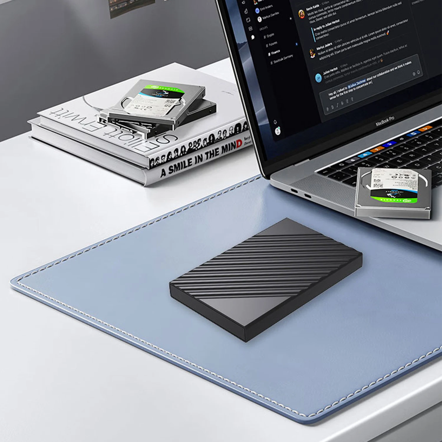 UTHAI Z200 Portable 2.5-Inch Hard Drive Enclosure USB 3.0/3.1 Detachable Mechanical Drive Box with Stable 5GBPS Transmission