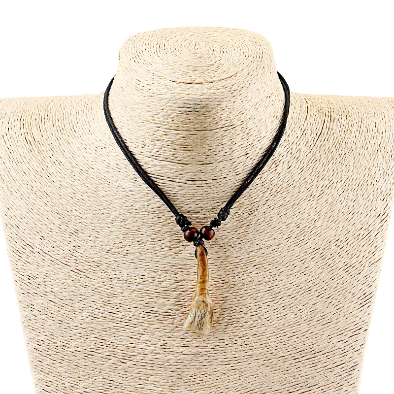 12pcs/lot Vintage Tribal Amulet Big Real Tooth Resin Pendant Necklace Fashion Charms Necklaces Unisex Jewelry Choker Wholesale