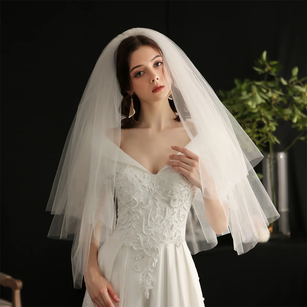 Limit Discounts White Ivory Wedding Veil 2 Tiers Ribbon Edge Center Cascade Bridal Veil with Comb for Bachelorette Party