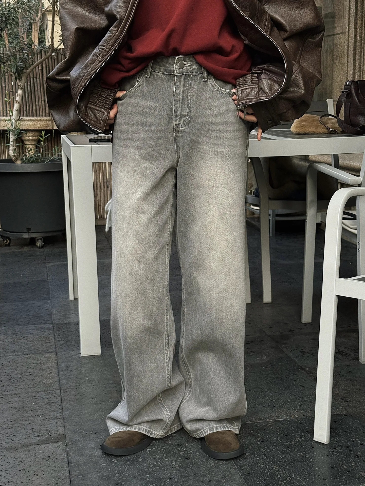 Eenvoudige en modieuze vintage gelaagde gewassen jeans met rechte pijpen en losse silhouet lange broek voor dames