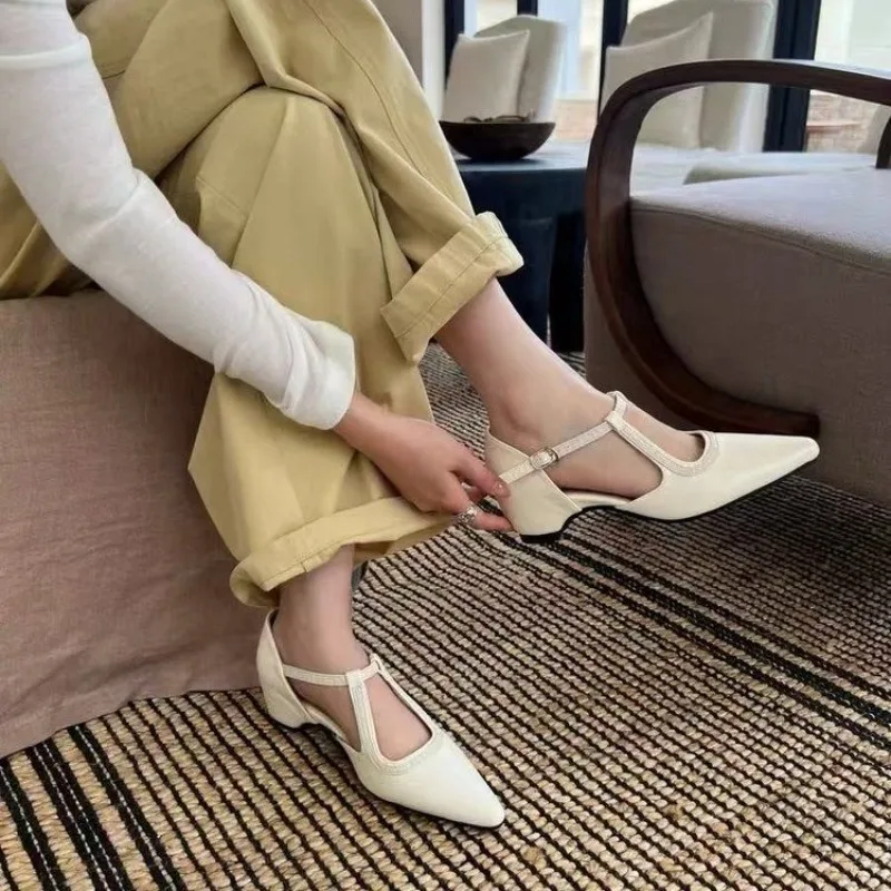 Summer fashion pointed-toe thick-soled flat women's sandals New small and fresh style comfortable lowtop and form-fitting shoes