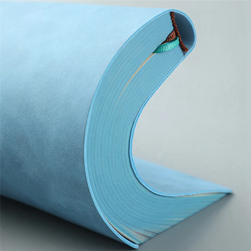 Расписание на 2024 год. Этот удар по самодисциплине. Управление временем. Ежедневный план. Эта эффективность. Ручной календарь. Блокнот.