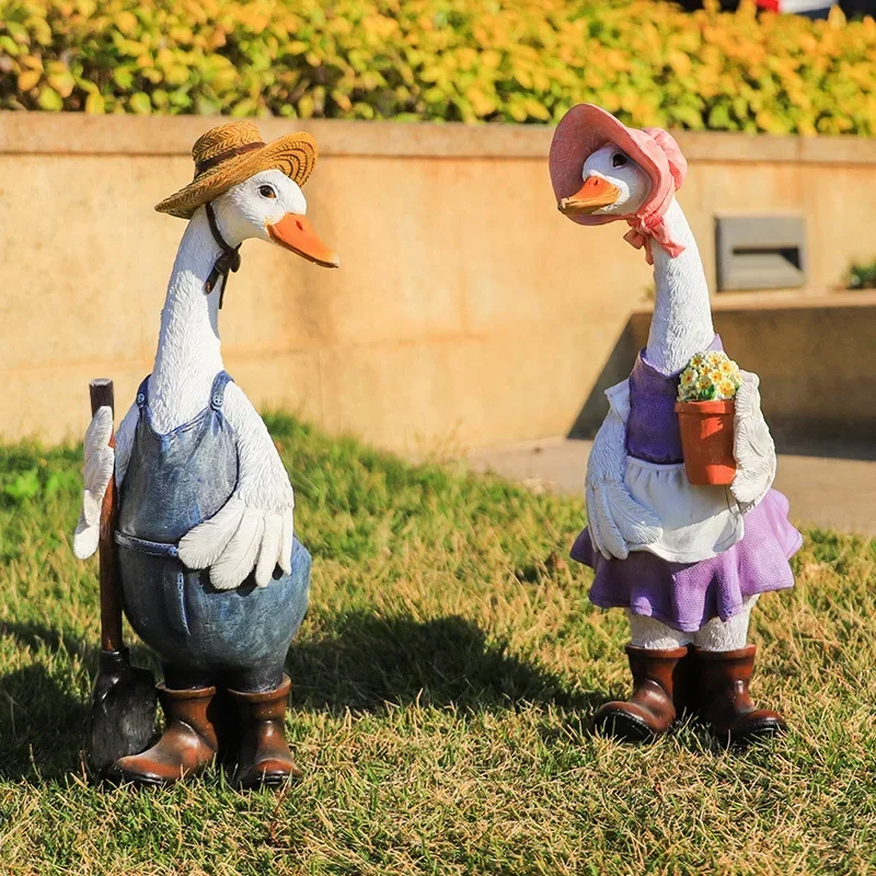 

Resin Decorative Lawn for Courtyard Garden, Cartoon Figurine, Male and Female Ducks, Garden Ornaments, Livingroom Art Crafts