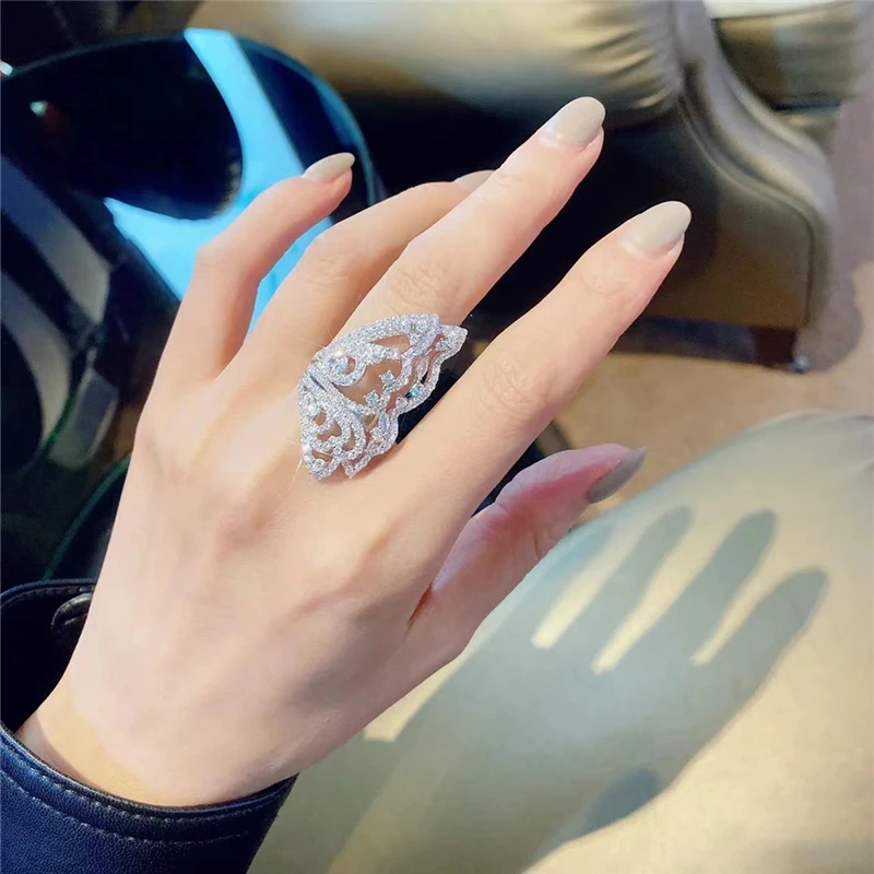 

Женское элегантное кольцо в стиле знаменитостей, французское элегантное кольцо с уникальным дизайном в виде полукрыла бабочки, роскошное посеребренное Ювелирное Украшение