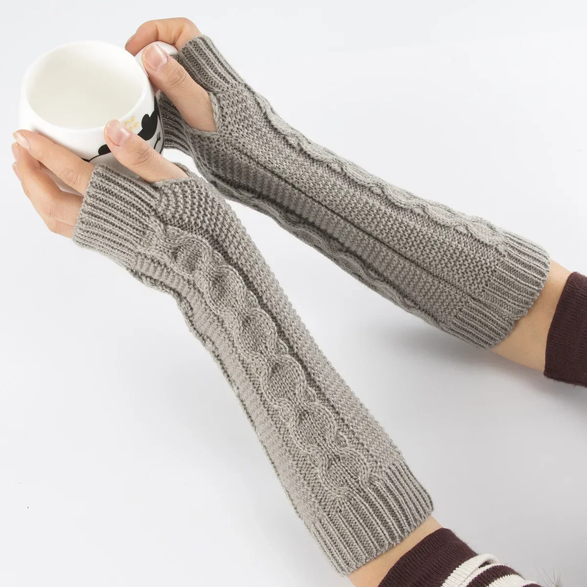 Women's Winter Thick 8-character Twist Pattern Exposed Fingerless Half Finger Wool Gloves Knitted Warm Arm Cover Gloves Men