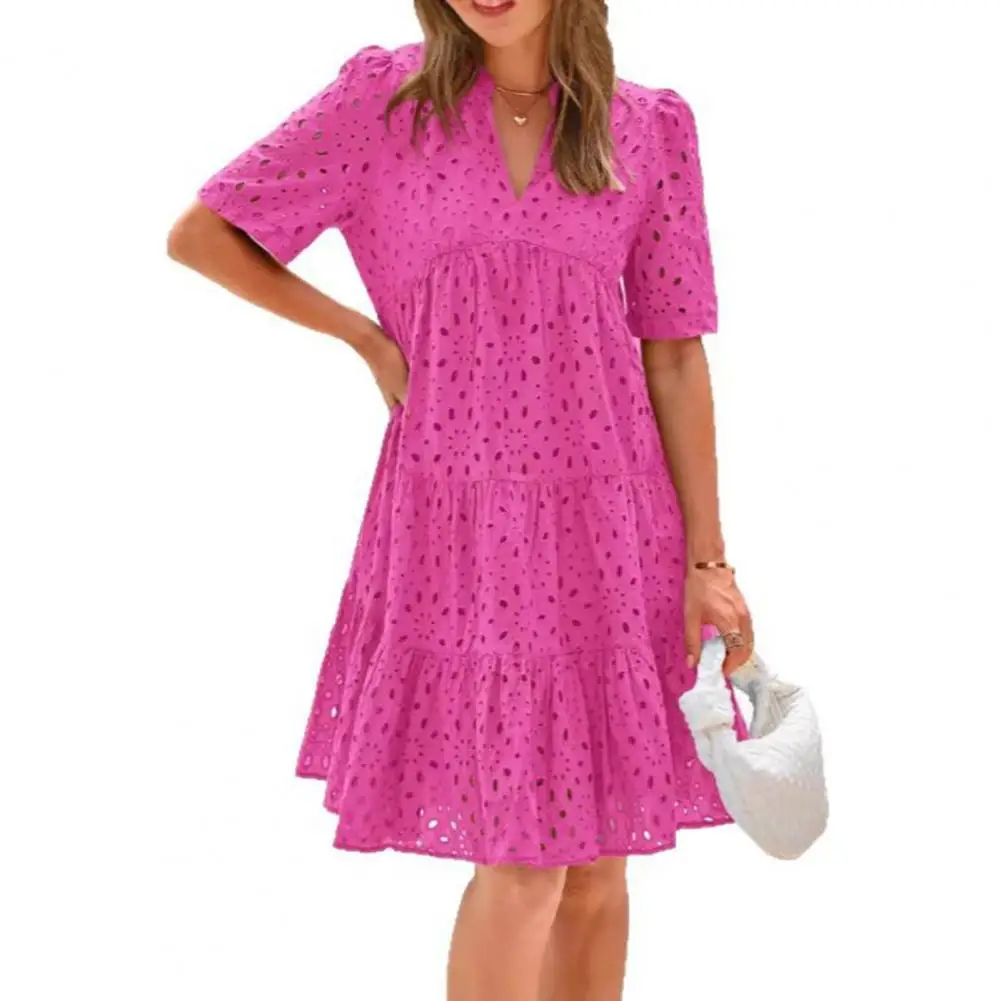 Elegante vestido feminino oco para fora ilhó vestido casual manga curta com decote em v midi vestido de verão praia em camadas flowy a linha vestido de verão