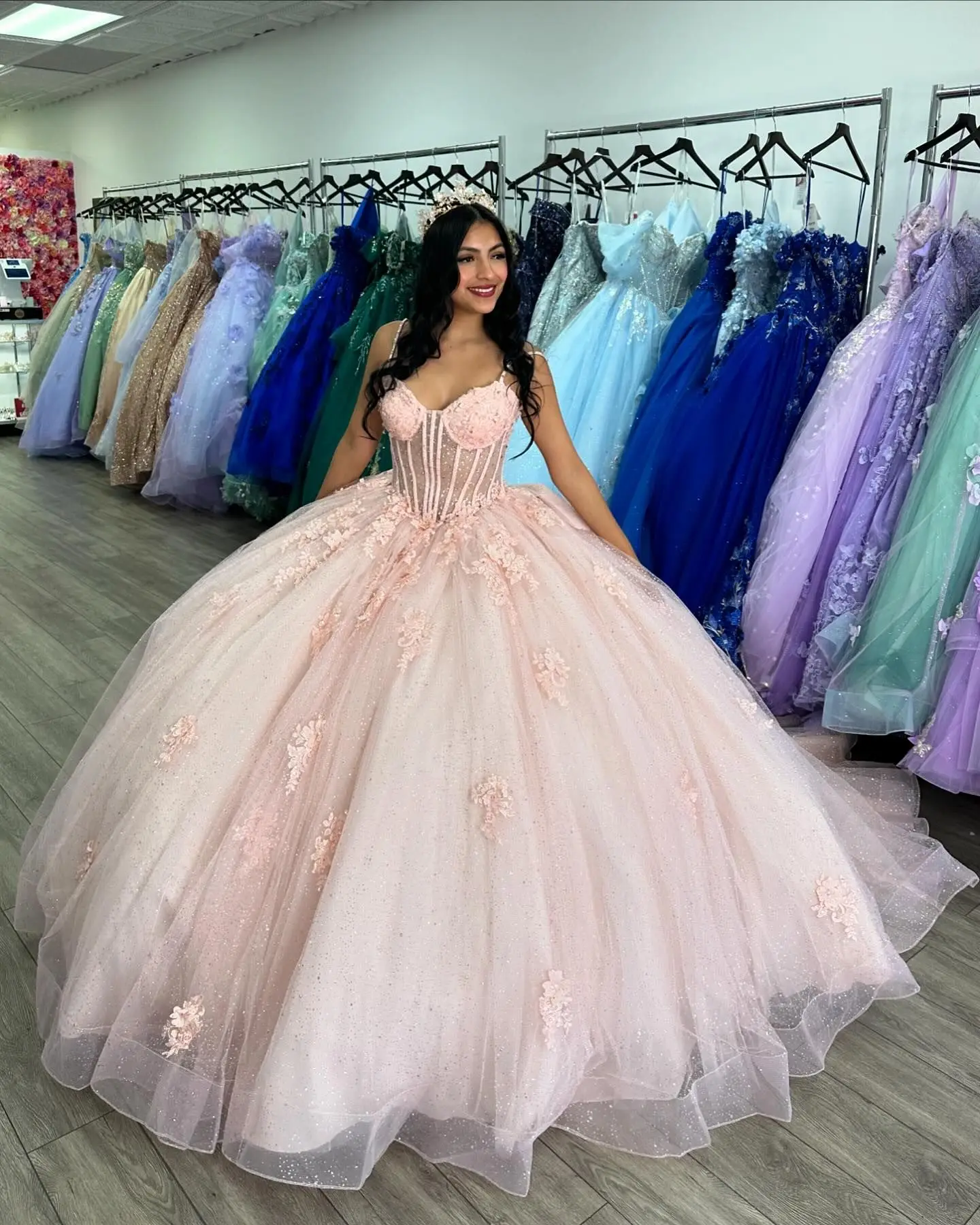 Peach Pink Ball Gown Quinceanera Dresses Long for Women 2025 Lace Appliques Corset Puffy Tulle Formal Prom Dresses Sparkly