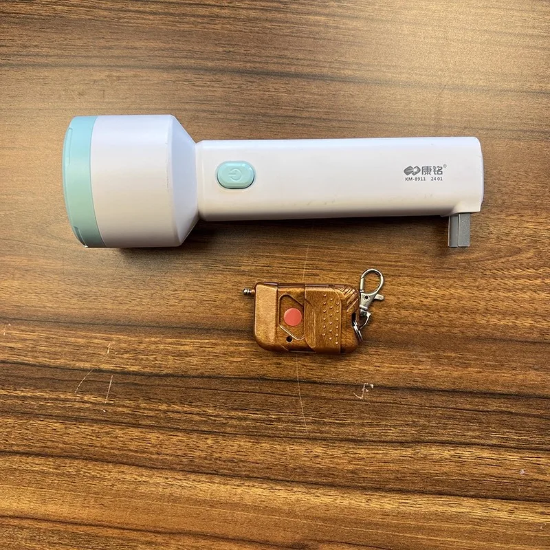 Реквизит для комнаты спасения, умный фонарик создает ужасную атмосферу с помощью пульта дистанционного управления для страшных игроков, дом с привидениями, реквизит EX ZYU