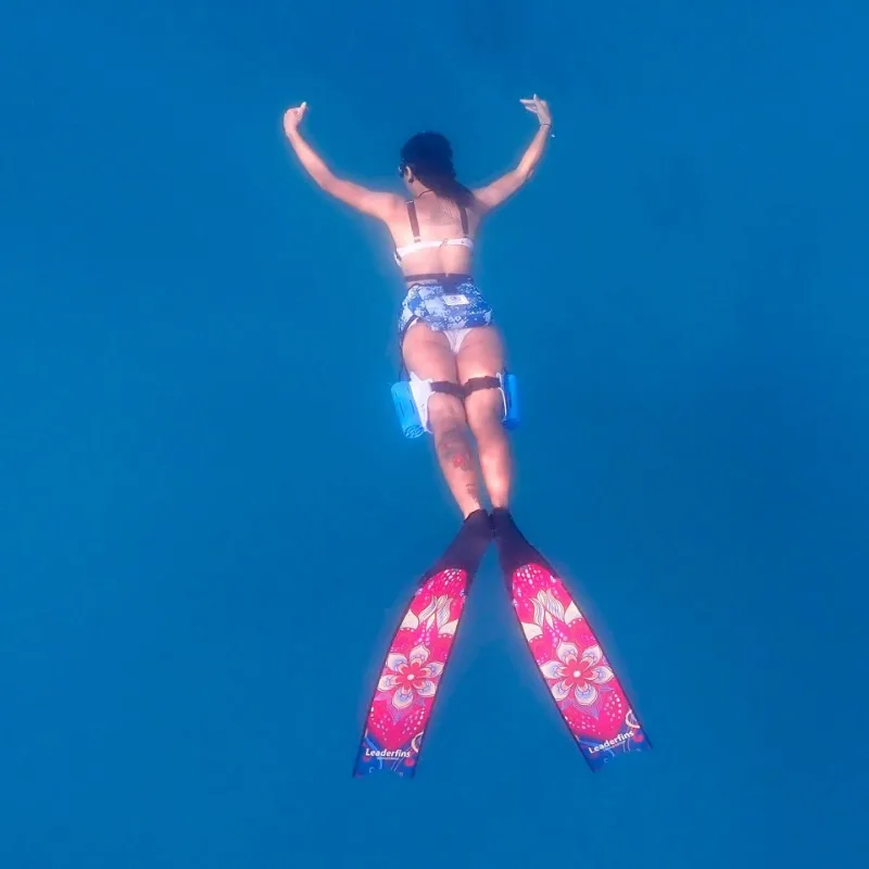Thruster belt leggings portable propulsion diving 40 meters ultra-fast long battery life underwater thruster