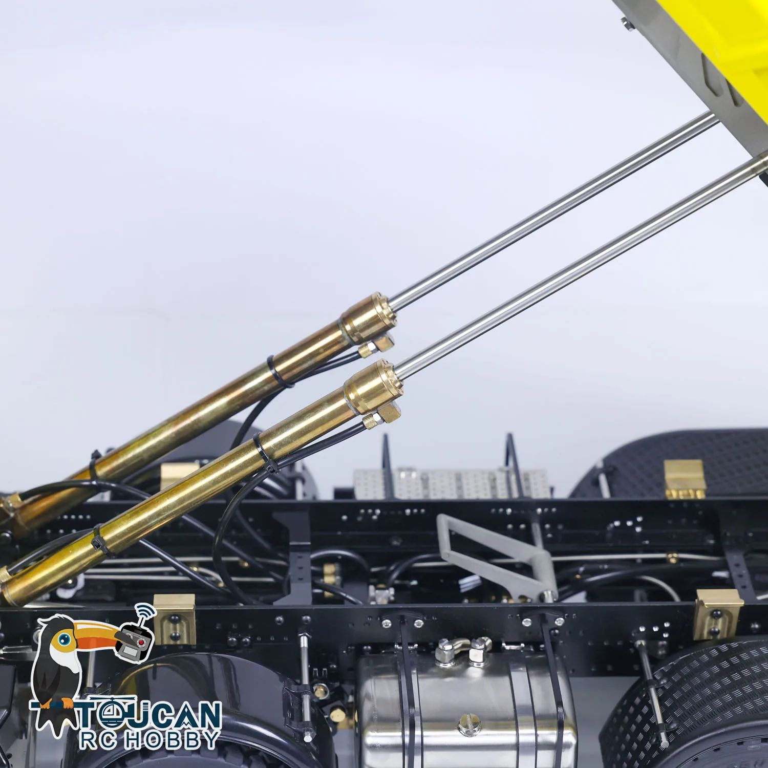 1/14 LESU ไฮดรอลิก RC Full Dumper 8x8 รถบรรทุก RTR รีโมทคอนโทรลรถรุ่น Light เสียงตะขอแบตเตอรี่ประกอบทาสี