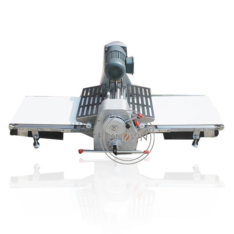 2023 เดสก์ท็อปพัฟเครื่อง Pastry Commercial สแตนเลสสตีลพิซซ่า Dough Sheeter เครื่องขึ้นรูปสําหรับขาย