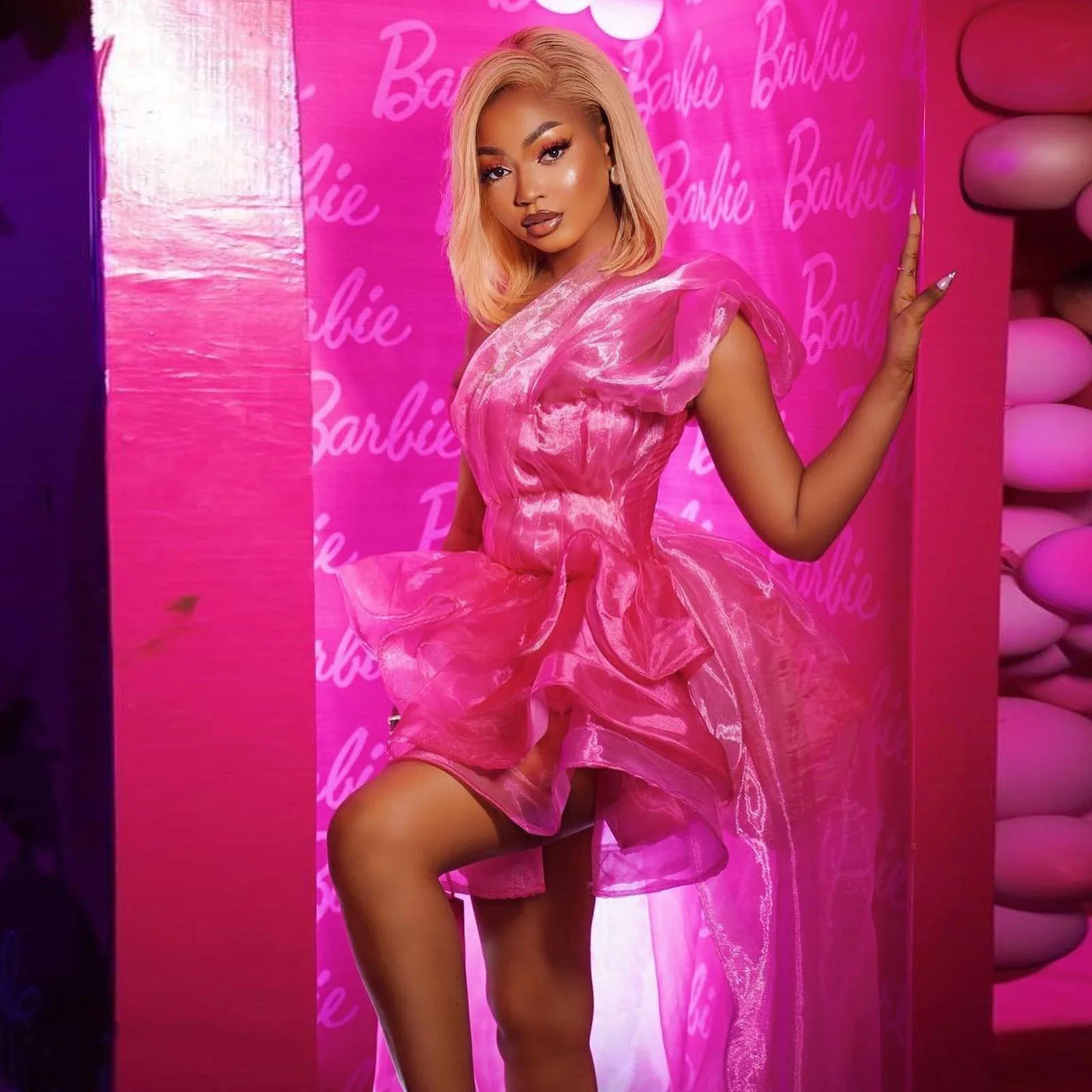 

Awesome Hot Pink Ice Organza Ruched Women Mini Dresses One Shoulder A-line Short Female Birthday Party Dress