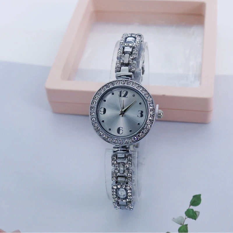 Новые модные стильные легкие роскошные женские часы, круглые кварцевые часы-браслет, модные часы-браслет-цепочка, наручные часы, подарок