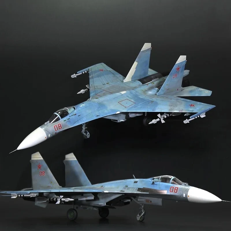 

1/48 Modern Russian Air Force Su-27 Flanker B Fighter Military Aircraft Plastic Assemble Model Toy