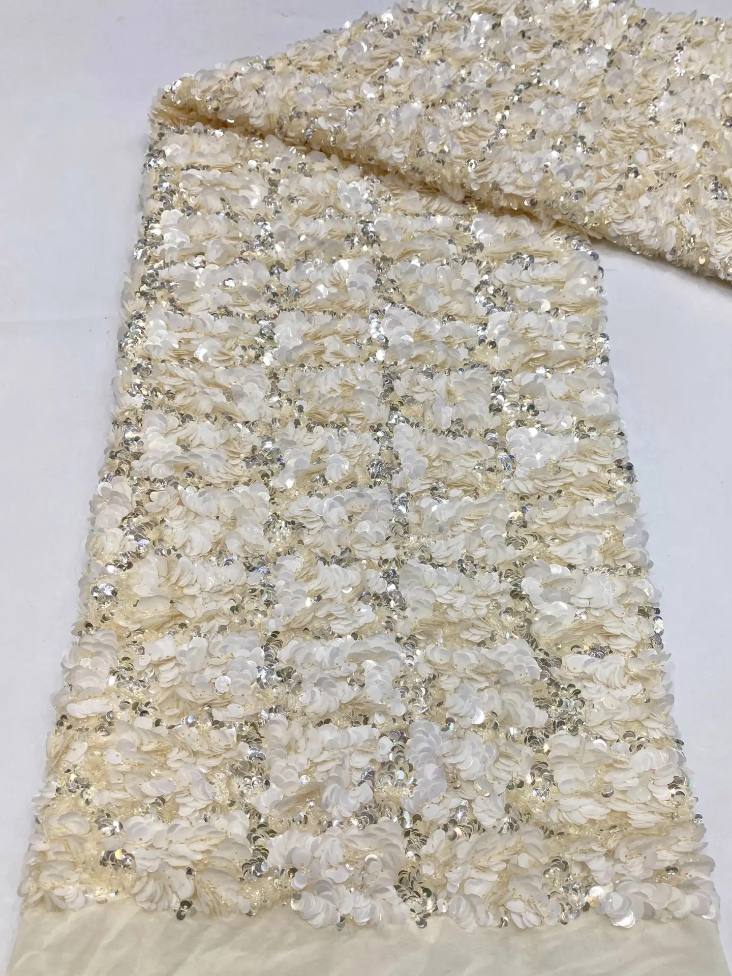 High-end heavy-duty chiffon with 5+7+9mm dense sequins embroidery fabric,for sewing women's dresses, evening gowns, hats, bags