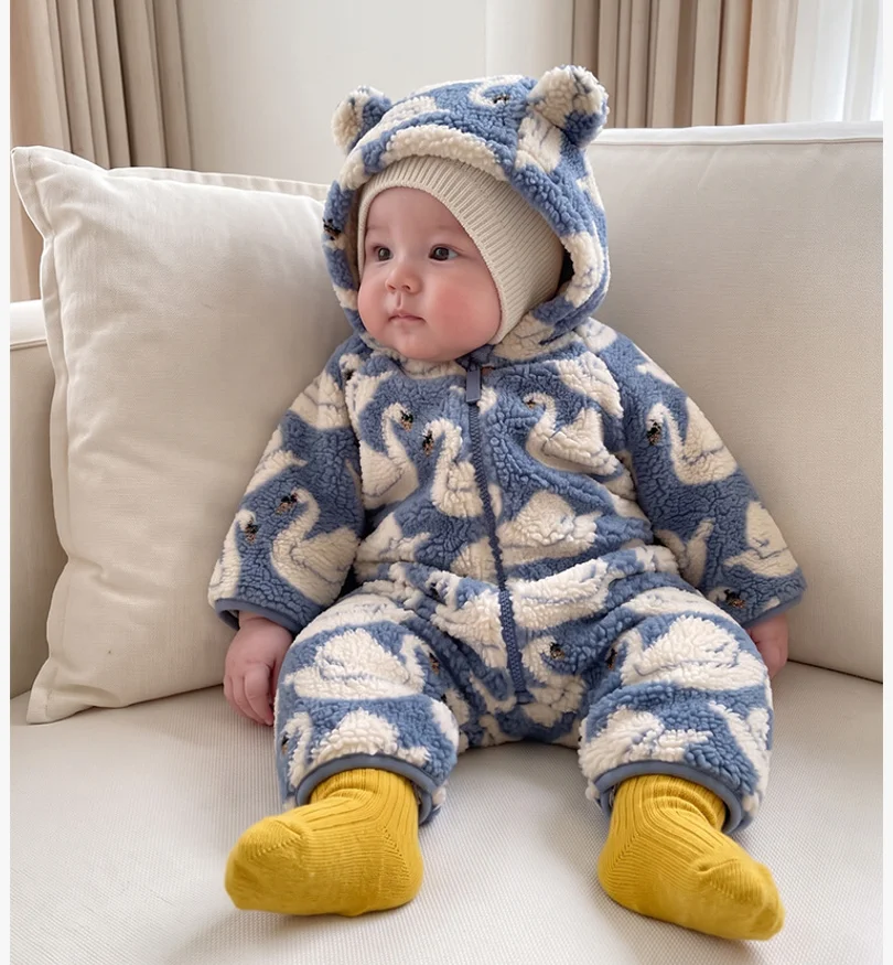 Baby One-Piece Coat 2026 Winter New Swan Fashion Fleece Thickening Warm Baby Climbing Clothes Pure Cotton Hooded Cotton Clothes