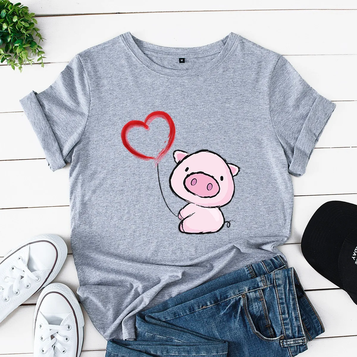 Camiseta con estampado de cerdo y corazón para Mujer, blusa holgada de manga corta con cuello redondo, ropa para Mujer