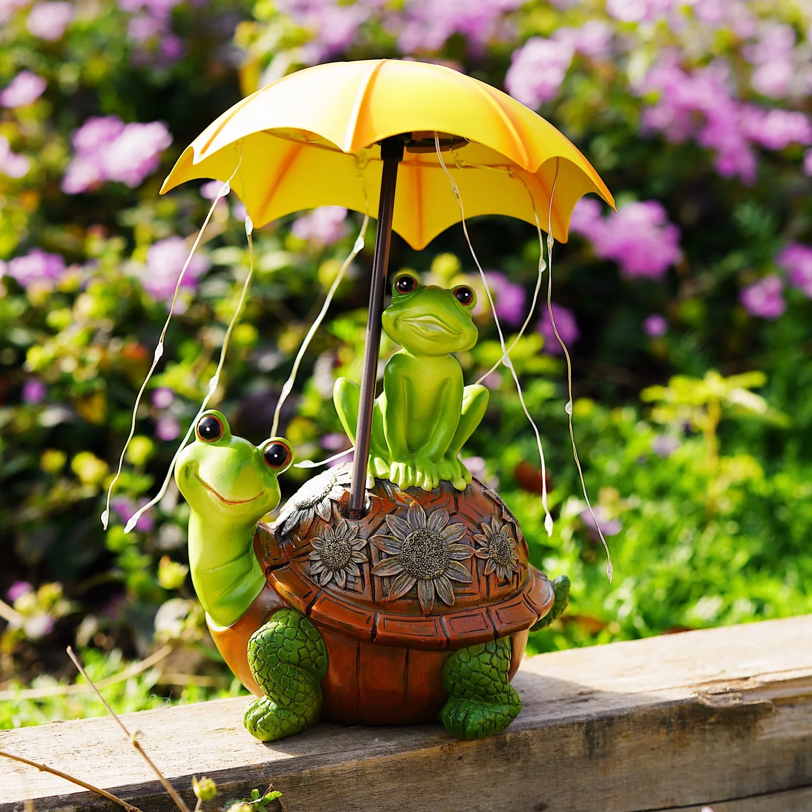 Solar Frog Garden Decor, Turtle Frog Garden Statue Light, Solar Garden Outdoor Resin Frog Riding Turtle Umbrella Statue Light, for Garden, Patio, Lawn, Balcony, Outdoor Decoration