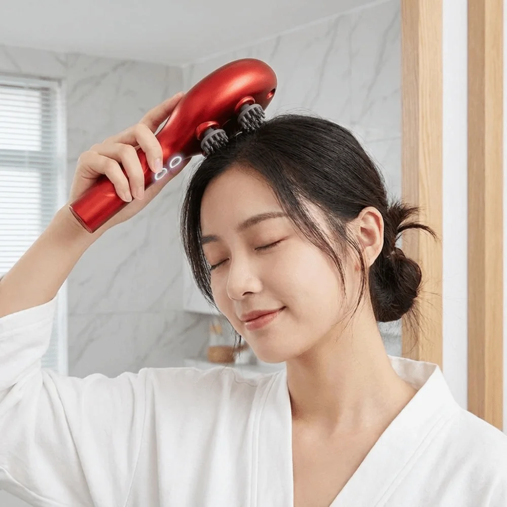 Multi-Function Red Light Spray Massage Comb Large Capacity One-Key Operation Electric Spray Hair Brush Anti-Frizz Portable