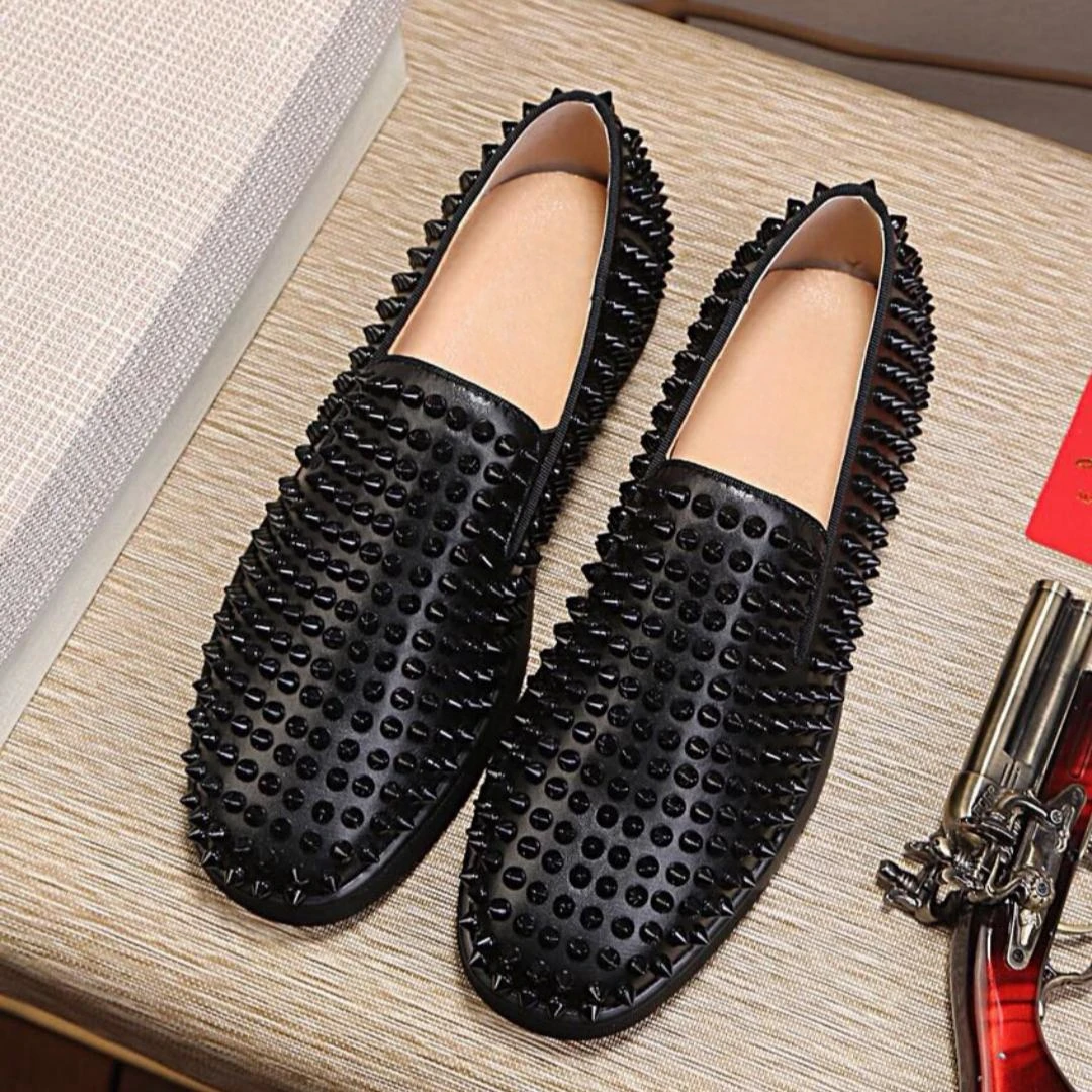 

Fashion Rivets Shoes Black Causal Cl Loafer Low Top Men's Board Shoes High Quality Fashion Women Flat Shoes