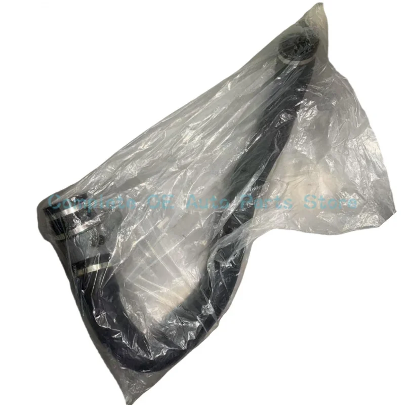 OEM LR063269 FOR LAND ROVER RANGE ROVER EVOQUE DISCOVERY SPORT FREELANDER 2 2.0L INTERCOOLER HOSE TO THROTTLE LR049730 LR024305
