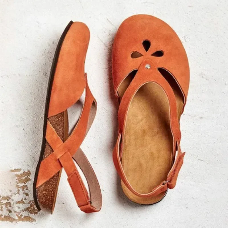 Summer Women Sandals Leather Flat Sandals Round Toe Female Casual Ankle Strap Hollow Sandals Elegant Soft Beach Sole Woman Shoes