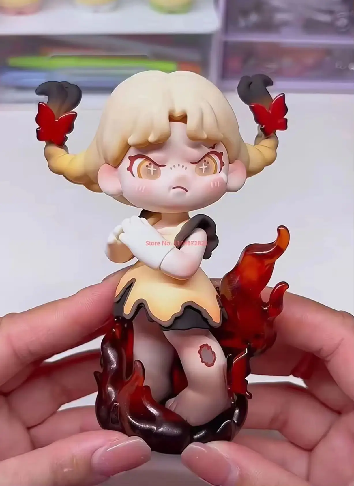 

Origianal Dora Blind Box Ideal World Series Anime Cute Figure Surprise Guess Mystery Box 6 Generation Desktop Collect Toys Gift