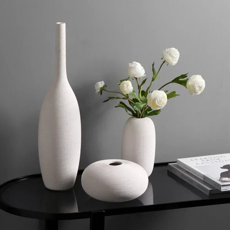 White Art Ceramic Flower Vase Decoration Home Decor Accessories for Living Room Nordic Classic Dining Room Porcelain Tall Vases