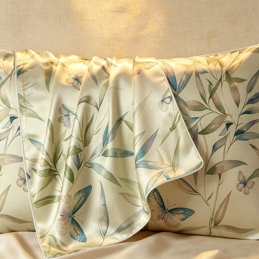 19 Momme Mulberry Silk Pillowcase Silk Face 100% Silk Front Polyester Back Floral Printed Pillow Cover 48x74cm for Home & Hotel