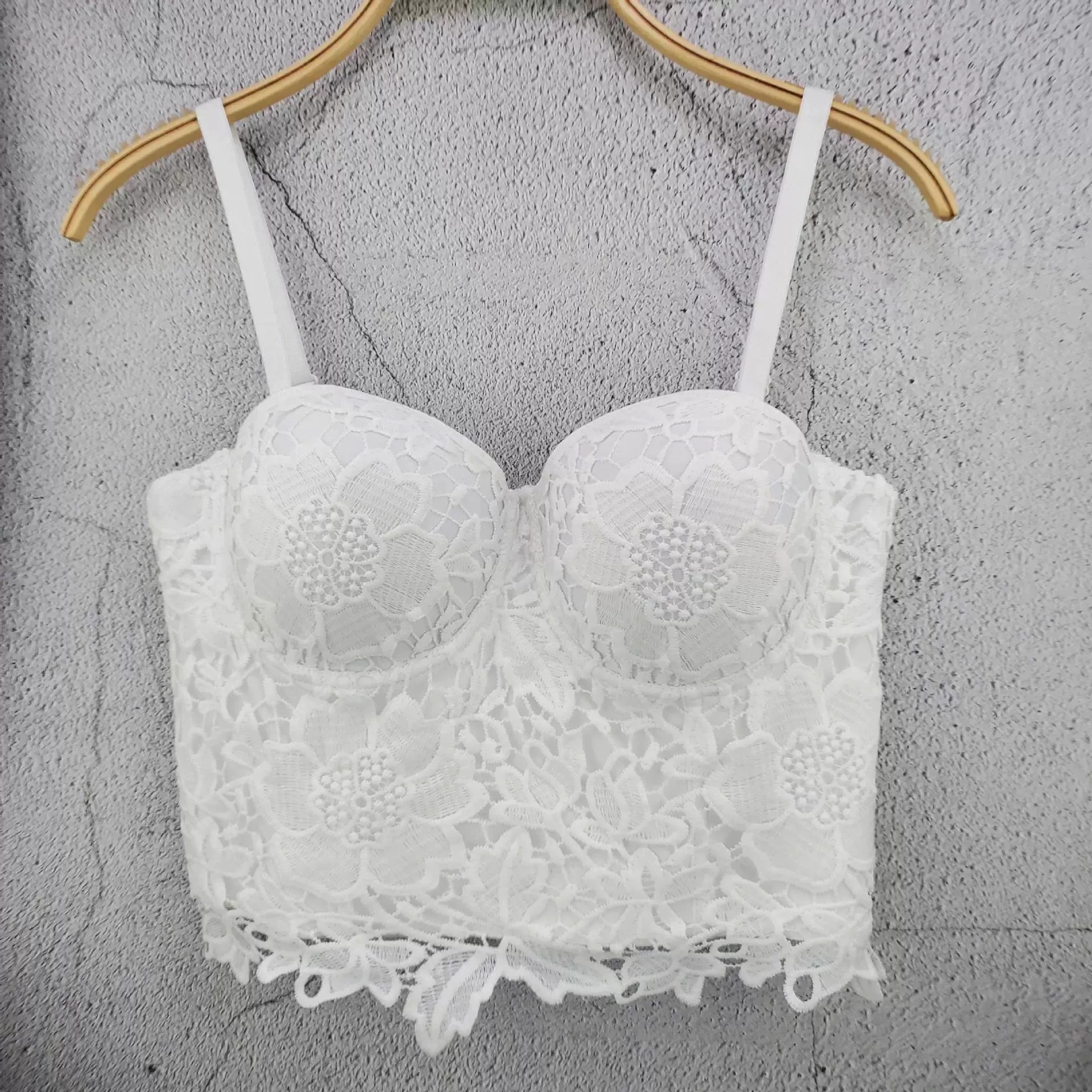 

Embroidered short slim-fit one-year-old embroidered bra for women, see-through and versatile tube top with ruffles-GZNY027