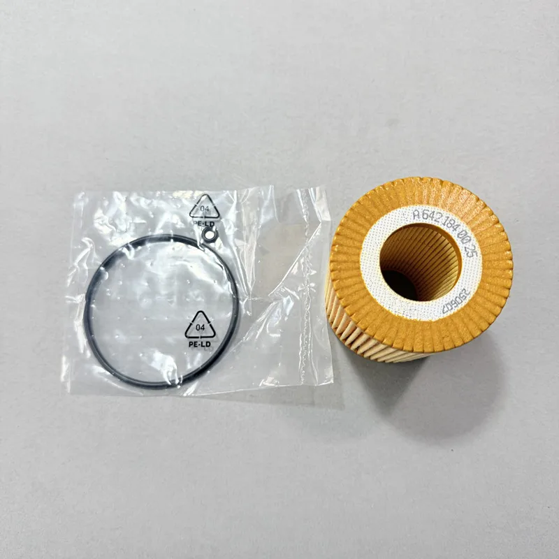 For Mercedes S211 W164 W221 W211 W251 280 320 CDI Jeep Grand Cherokee Engine Oil Filter 6421800009 A6421800009