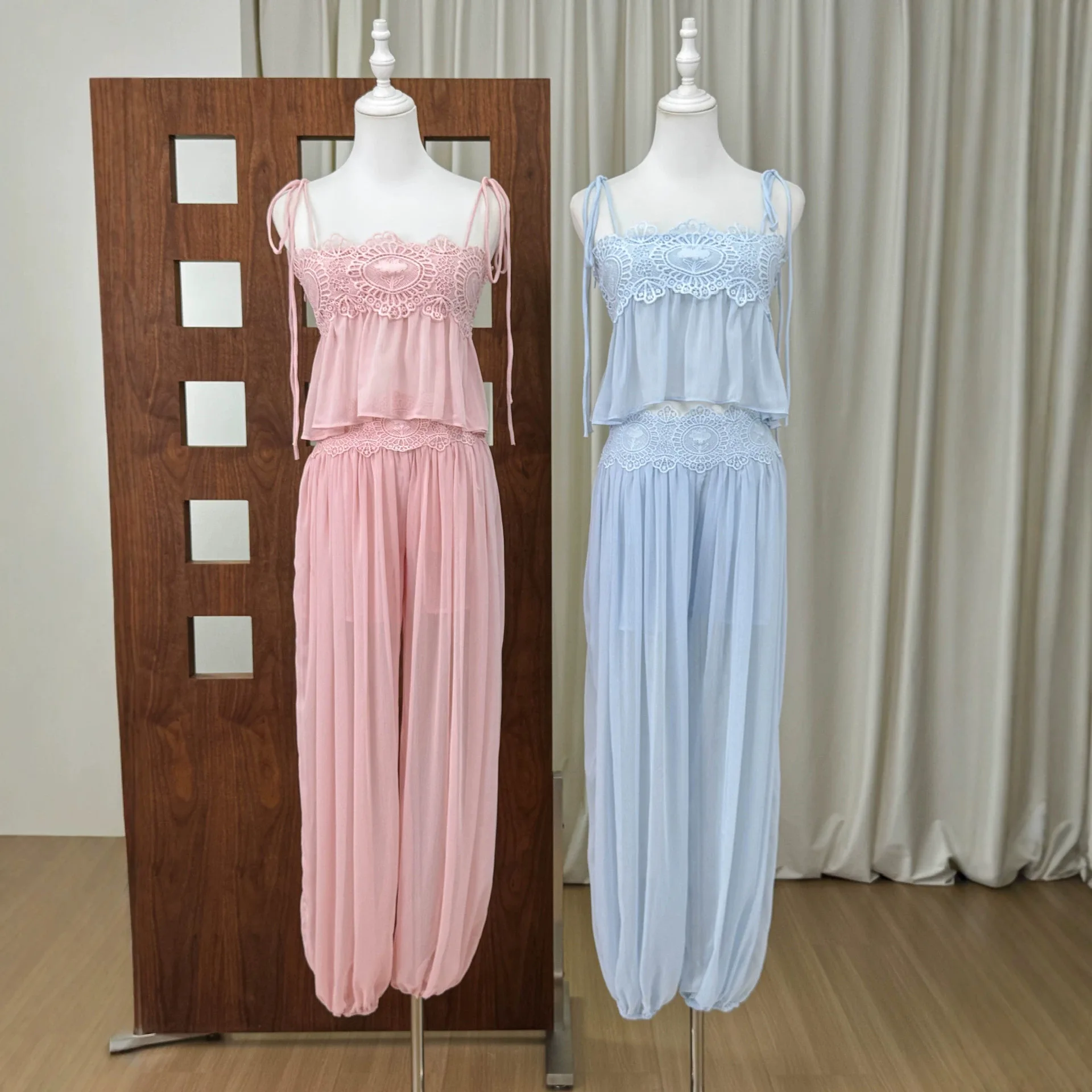 Summer New Lace Tie Top Loose Lantern Pants Holiday Style Casual Two-Piece Set Women's Fashion Short Sleeve Vest Polyester Li...