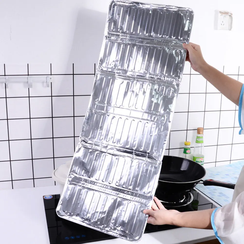 

6Pcs Foldable Aluminum Foil Oil-Splash Boards with Curled Edges for Safe Easy Handling Heat-Resistant Kitchen Baffles Oil