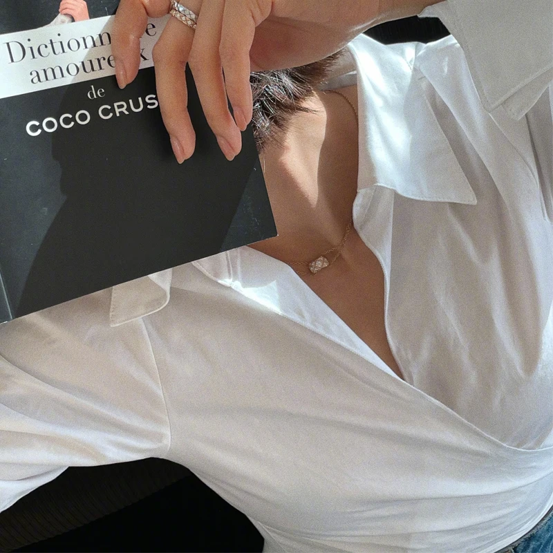 

Женская приталенная рубашка Savvy Blogger: винтажный дизайн, подчеркивающий талию, шикарный топ на пуговицах, хлопок, длинный рукав, воротник.