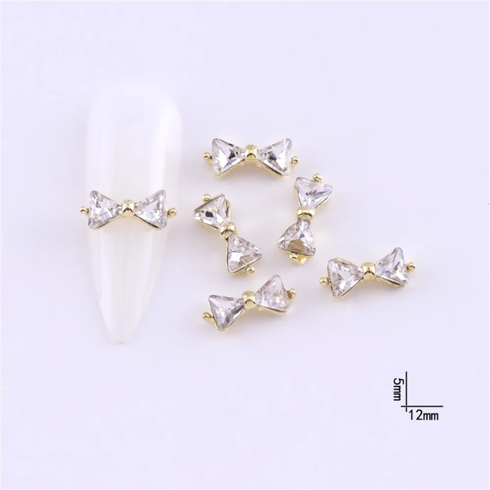 10Pcs Bowtie Nail Alloy Charms Shinny Gold Silver Bow Designer Charms Nails Luxury Rhinestones Metal 3D Manicure Crystal Diamond