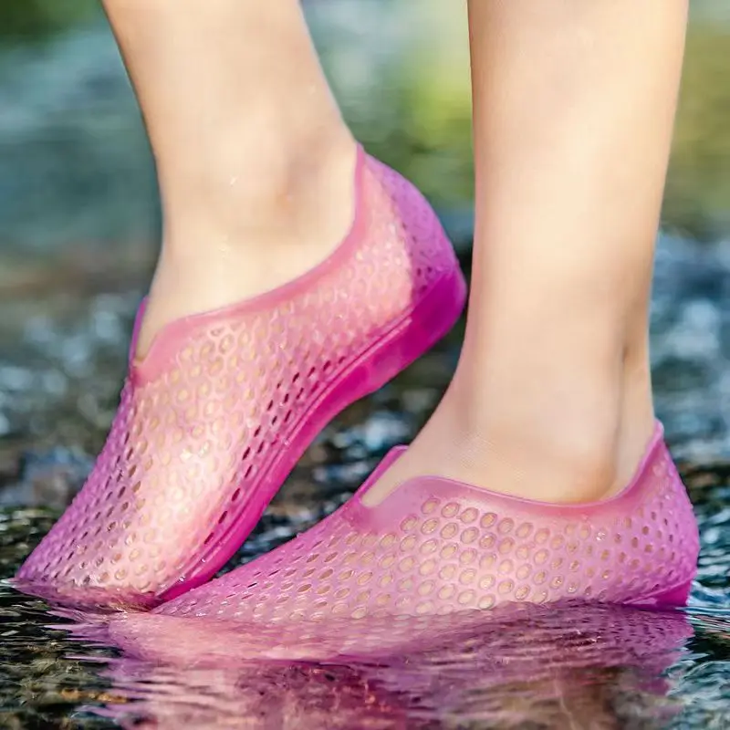 New Women's Summer Baotou Hollow Flat Sole Slip-On Beach Sandals Soft Sole Non Slip Outdoor Wading Shoes Quick-Drying Cave Shoes