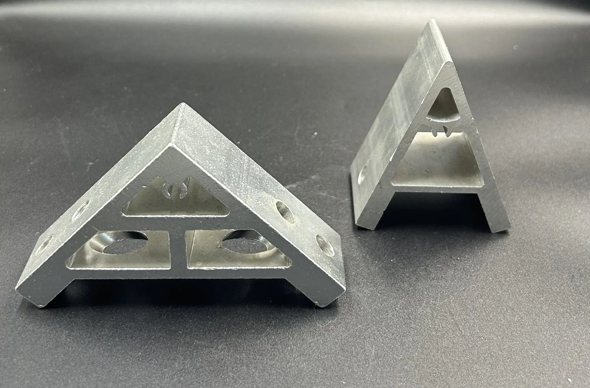 Industrial aluminum profile accessories Extrusion angle bracket with thickened frame right angle connector for machine tools