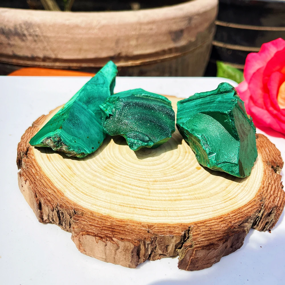 Natural Green Malachite Meditate on the Reiki stone energy horoscope Collectible Minerals Specimen home decor Home Garden