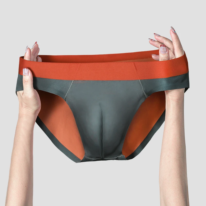 Ropa interior sin costuras de seda helada para hombre, pantalones triangulares transpirables, abertura corta sexy de cintura baja deportiva fina de verano