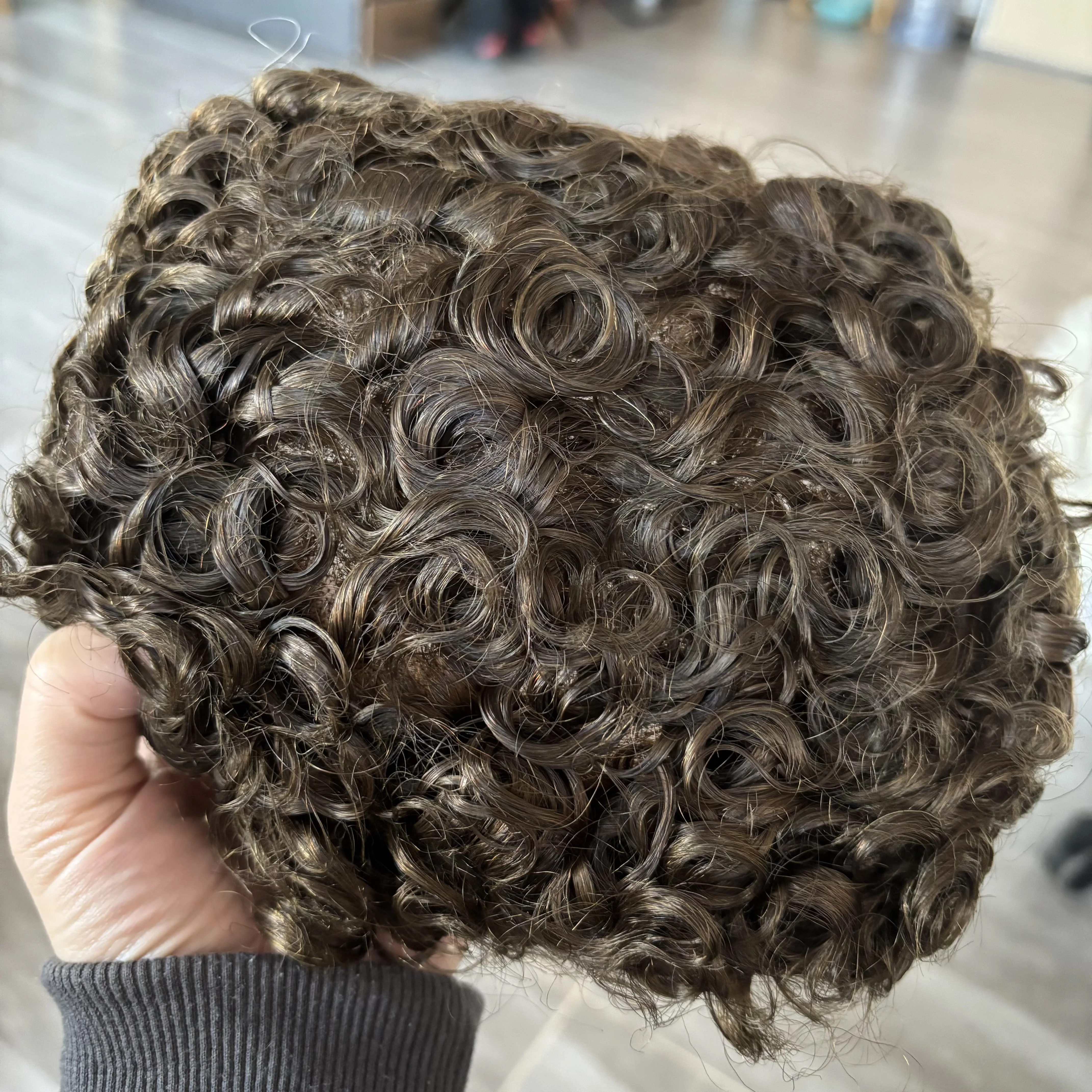 # 4 براون شقراء 20 مللي متر مجعد ريمي الشعر البشري الرجال الشعر المستعار سوبر دائم أرخص أحادية أعلى بولي PU حول رجل نظام الشعر الباروكات