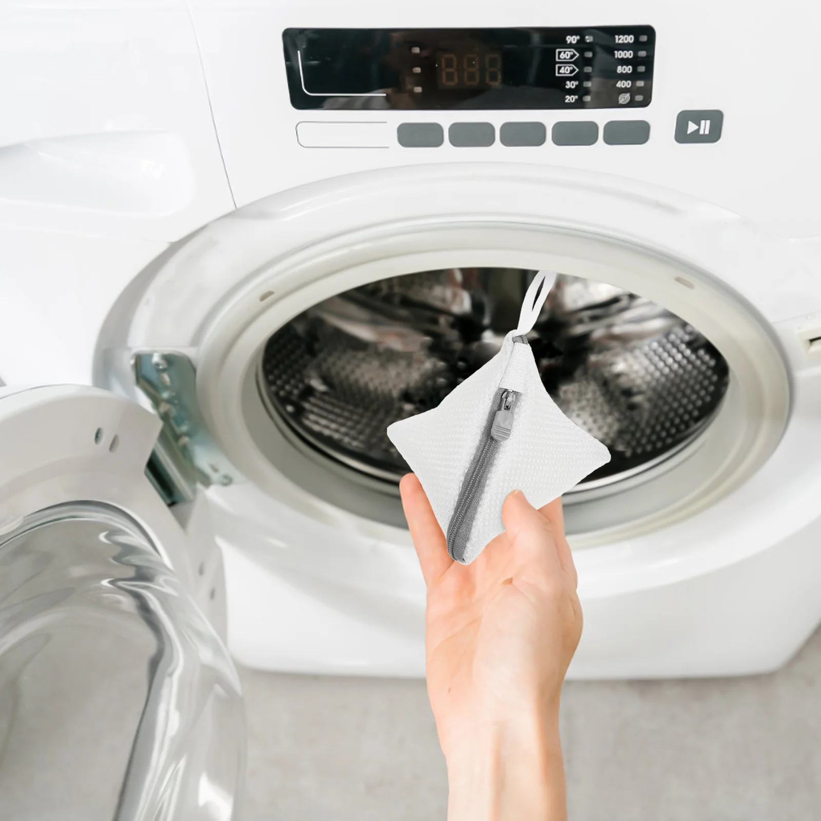 

3Pcs Mini Laundry Mesh Bags Zippered Polyester Small Mesh Bags Washing Machine Laundry Organizer for Delicate Garments Socks