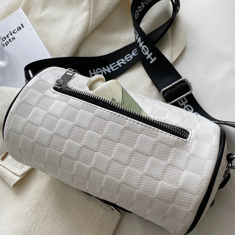 Checkered Chain Small Bag Women\'s New Autumn And Winter Popular Crossbody Bag Chain Hand Bill Of Lading Shoulder Cylinder Bag