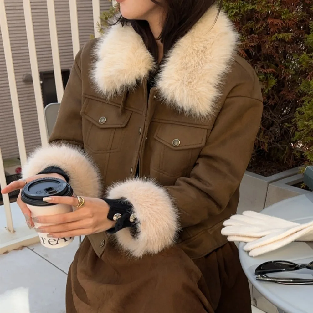 

Winter 2025 Thickened Short Suede Coat Women's Fur Collar Lambskin Leather Jacket Quilted Cotton Outerwear Korean Style