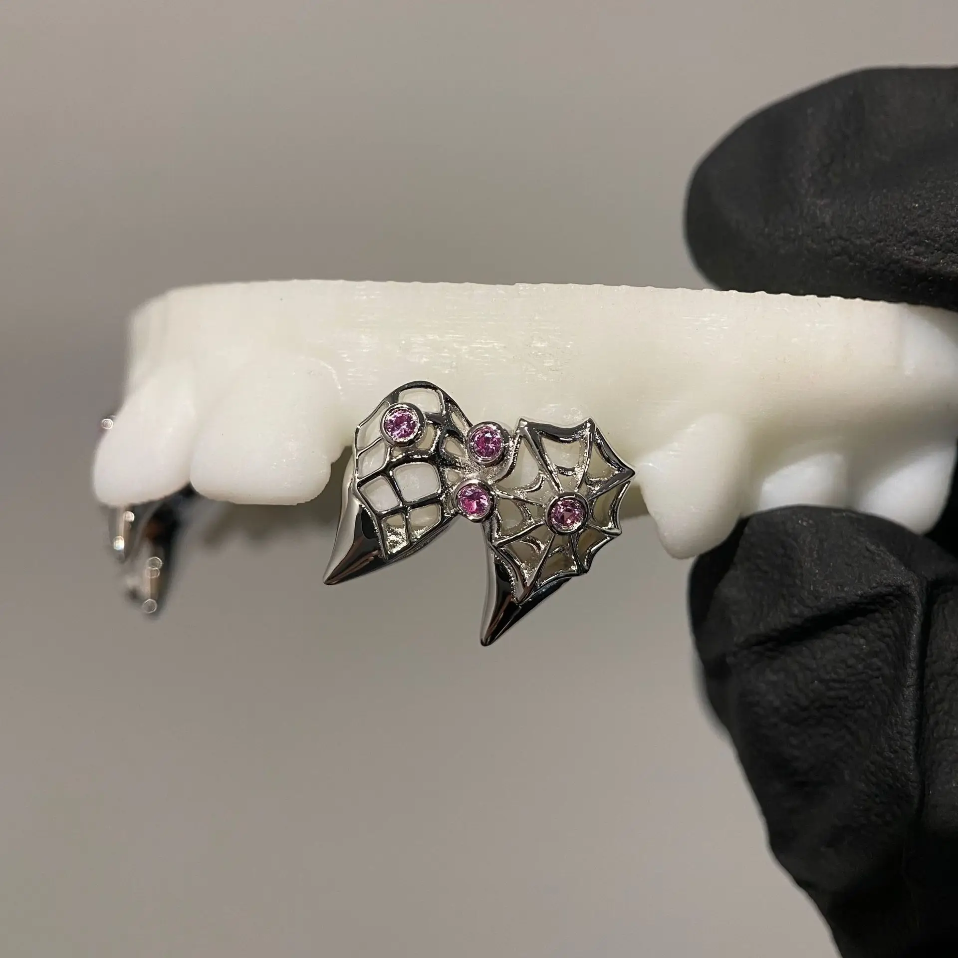 Spider Web Pink Diamond Grill Top 4 European And American Cross-border Hot Sale Grillz