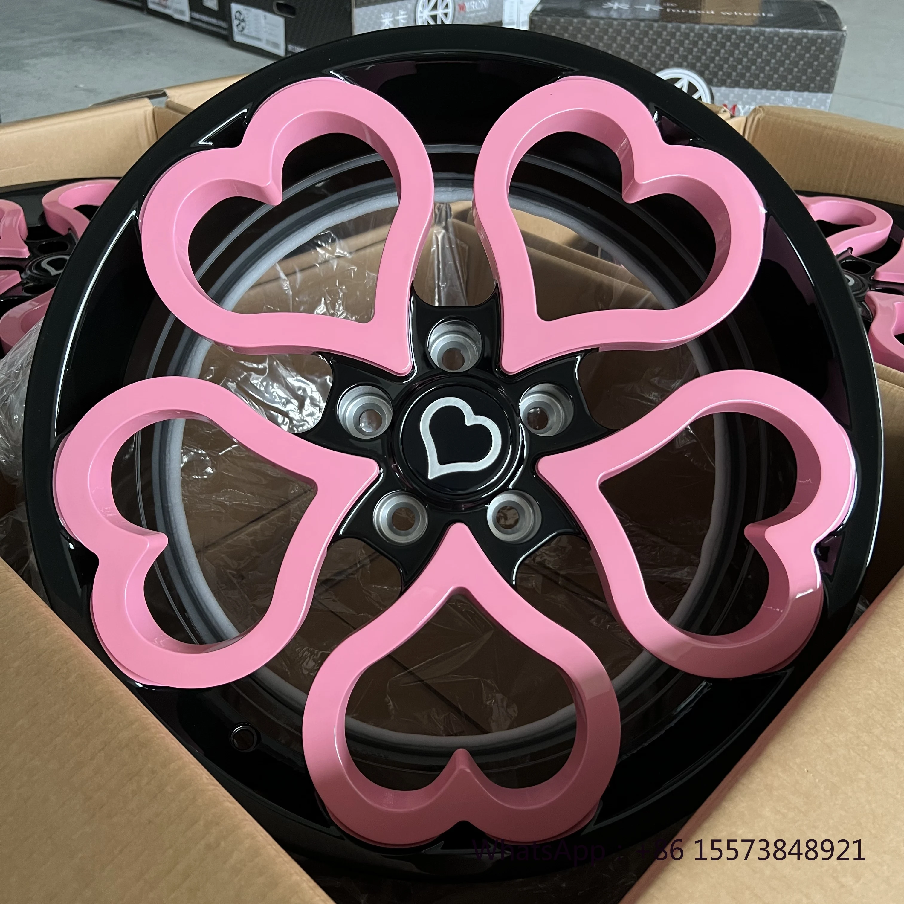 

Custom Forged Wheel Hub Heart-Shaped Love Pattern Multi-Model Fit for 15-24 Inches New Made Aluminium Alloy 40mm 25mm 98mm