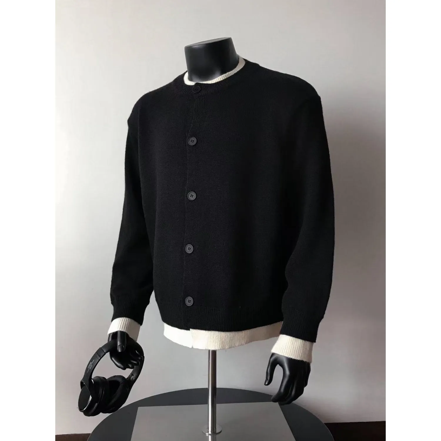 Color blocking splicing fake two-piece cardigan sweater jacket men's winter hooligan cool base knit sweater top